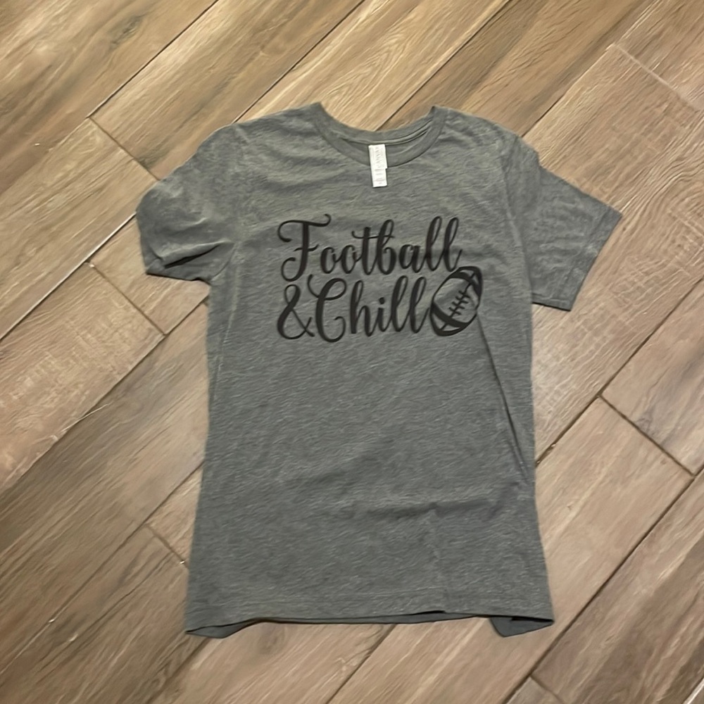 Football and chill tee